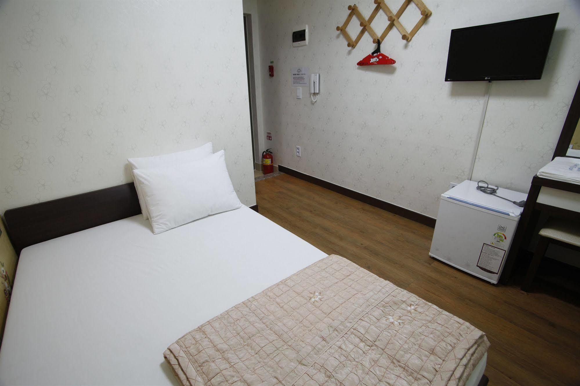 Petercat Hotel Insadong Seoul Bagian luar foto
